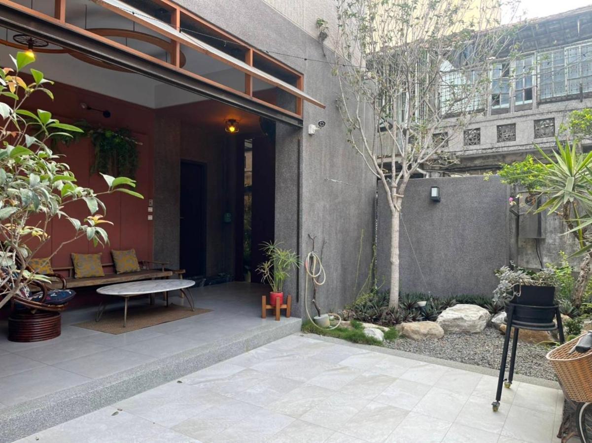 Fu'S House 52 Hotel Tainan Exterior photo